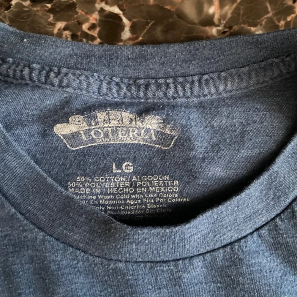 5/$25 Loteria Tee Shirt Size L - Picture 5 of 5